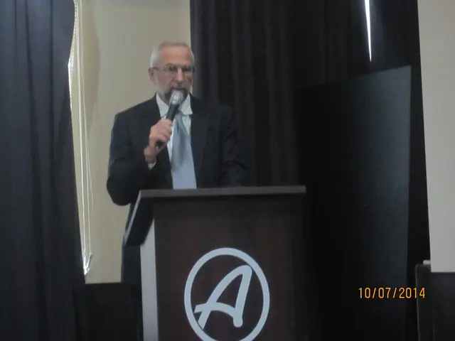 Displaying Friendship Voids: Recognizing You Lack Confidants when Engaging in These 7 Public...