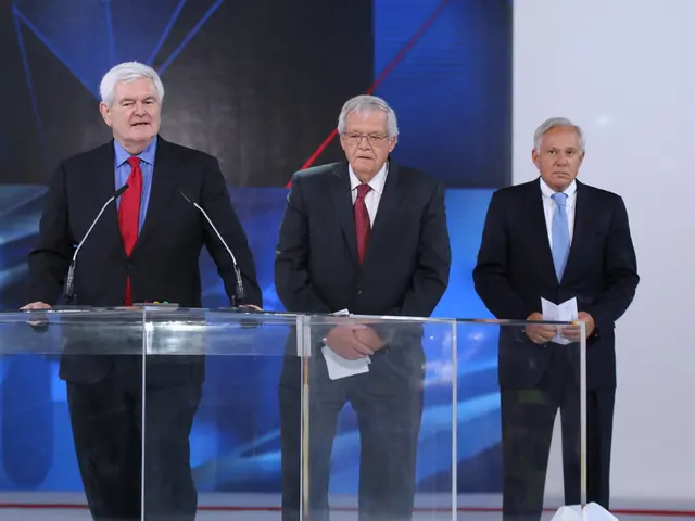 Dustin Hoffman remains affectionate towards his wife Lisa after a span of 44 years, as evidenced by...