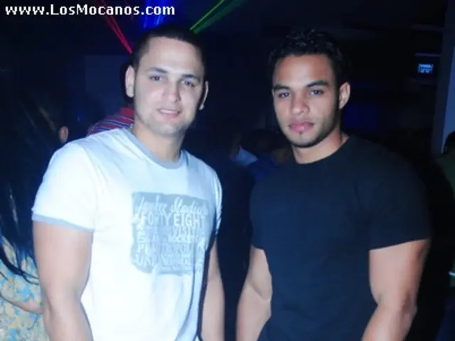 Unidentified Individuals Impersonate Water Utility Workers in Political-European Region